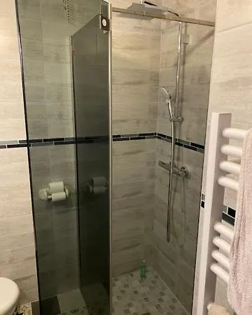 Face A La Mer Et Au Port Laurent Du Var Avec Jardin Privatif Apartment Saint-Laurent-du-Var